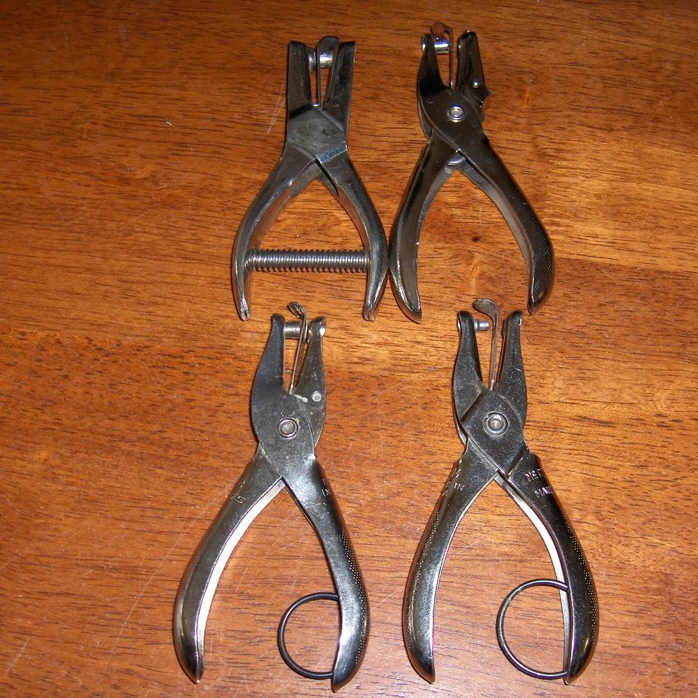 Single hole Paper Punches Lot of 4